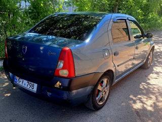 Dacia Logan foto 3