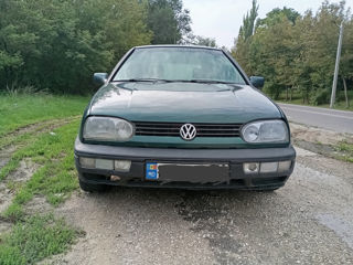 Volkswagen Golf foto 1