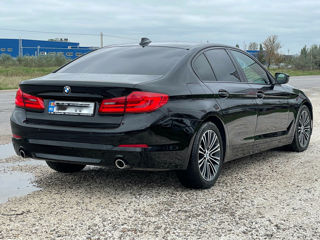 BMW 5 Series foto 3