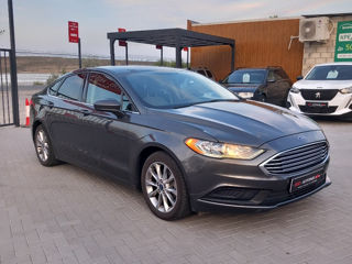 Ford Fusion foto 3