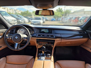 BMW 7 Series foto 11