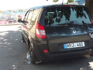 Renault Grand Scenic foto 1