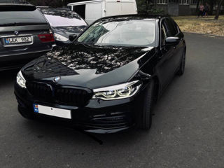 BMW 5 Series foto 3