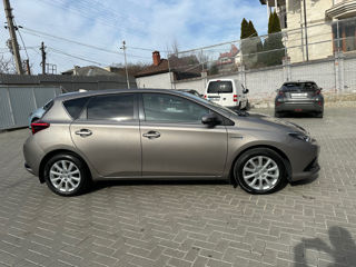 Toyota Auris foto 3