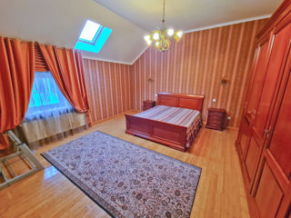Apartament cu 4 camere, 250 m², Centru, Chișinău foto 4