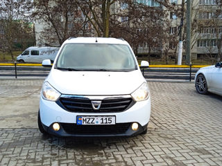 Dacia Lodgy foto 2