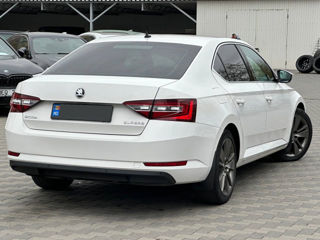 Skoda Superb foto 5