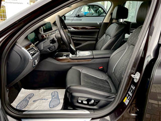 BMW 7 Series foto 5