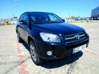 Toyota Rav 4 foto 1