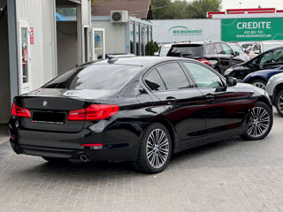 BMW 5 Series foto 4