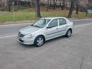 Dacia Logan foto 4