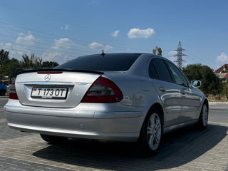 Mercedes E-Class foto 3