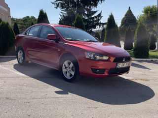 Mitsubishi Lancer foto 6