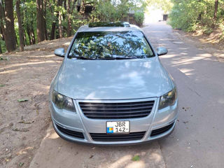 Volkswagen Passat foto 2