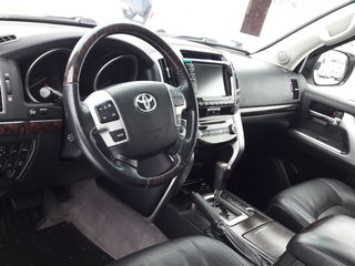 Toyota Land Cruiser foto 7