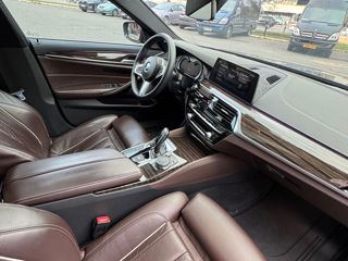 BMW 5 Series foto 7