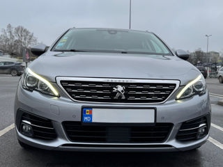 Peugeot 308 foto 2