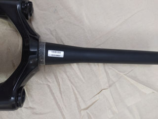 Новая вилка rockshox judy gold rl 27,5 дюйма 15x110 мм maxle stealth boos. foto 4