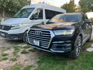 Audi Q7 foto 1