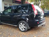 Nissan X-Trail foto 2