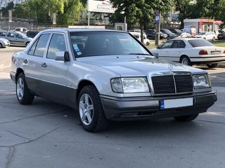 Mercedes E Class foto 2