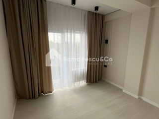 Apartament cu 2 camere, 60 m², Buiucani, Chișinău foto 3