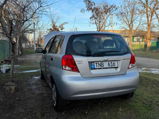 Chevrolet Aveo foto 7