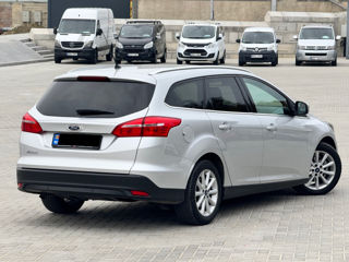 Ford Focus foto 5