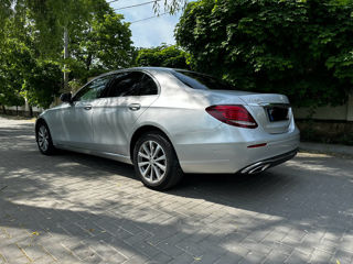 Mercedes E-Class foto 6