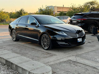 Lincoln MKZ foto 1