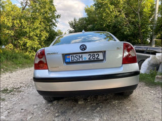 Volkswagen Passat foto 4