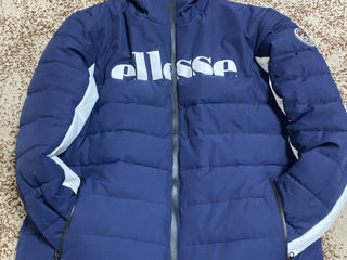 scurta ellesse foto 3