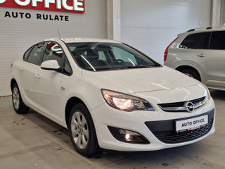 Opel Astra foto 3