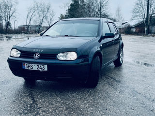 Volkswagen Golf foto 4