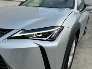 Lexus UX foto 3