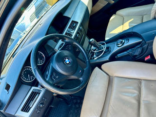 BMW 5 Series foto 6