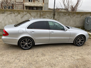 Mercedes E-Class