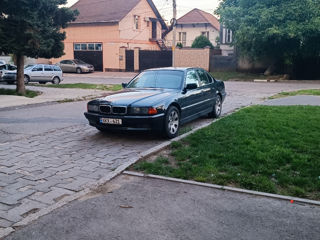 BMW 7 Series foto 8