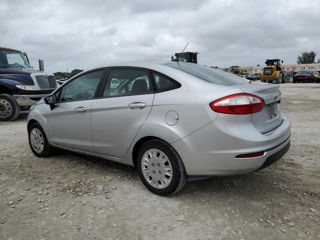 Ford Fiesta foto 6