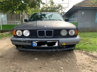 BMW 5 Series Touring foto 3