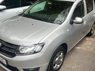 Dacia Sandero foto 2