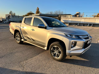 Mitsubishi L200 foto 3