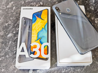 Samsung A30 foto 2