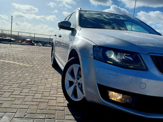 Skoda Octavia foto 2