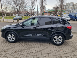 Ford Kuga foto 8