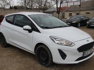 Ford Fiesta foto 3