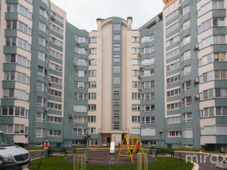 Apartament cu 2 camere, 80 m², Poșta Veche, Chișinău foto 14