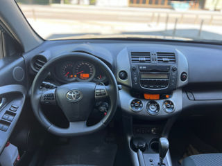 Toyota Rav 4 foto 5