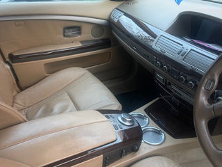 BMW 7 Series foto 7