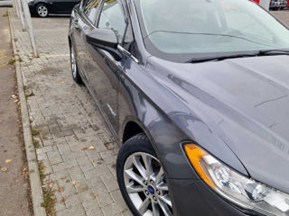 Ford Fusion foto 9